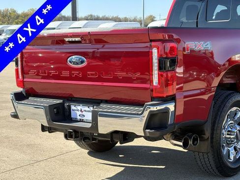 Certified 2023 Ford F350 Lariat w/ Tow Technology Package image 7