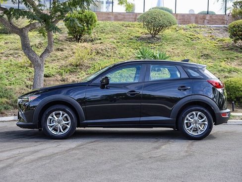 Used 2018 MAZDA CX-3 Sport FWD image 2