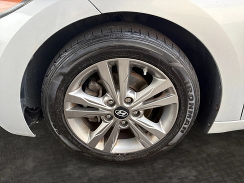 Used 2018 Hyundai Elantra Value Edition FWD image 36