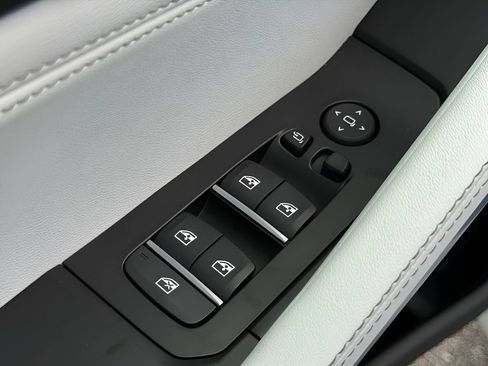 New 2027 BMW X6 xDrive40i AWD/4WD image 13