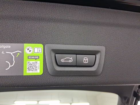 New 2026 BMW X6 xDrive40i image 17