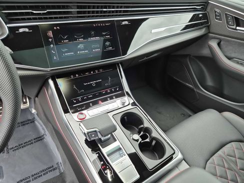 New 2026 Audi SQ8 Prestige image 23