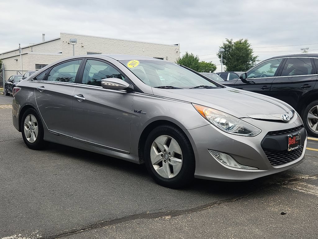 Used 2011 Hyundai Sonata Hybrid FWD image 2