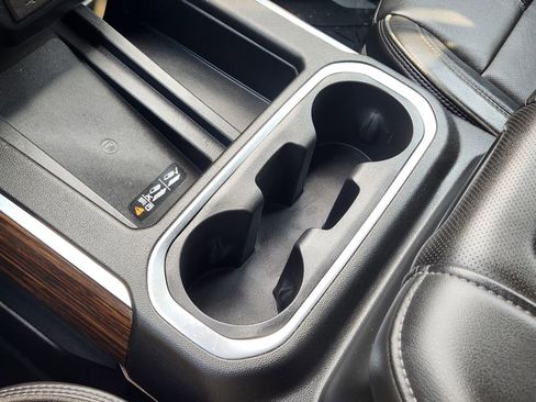 Used 2021 Chevrolet Silverado 3500 High Country image 22