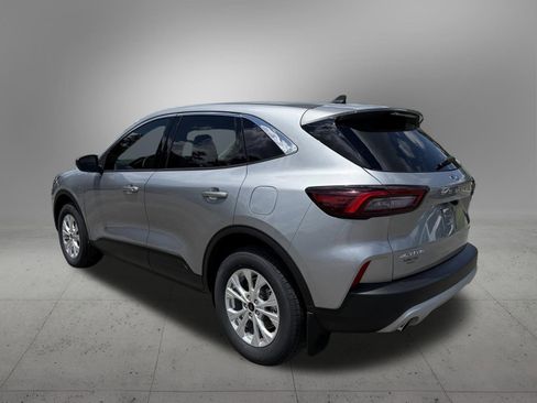 Used 2024 Ford Escape Active AWD/4WD image 3