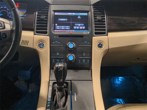 Used 2014 Ford Taurus Limited image 14