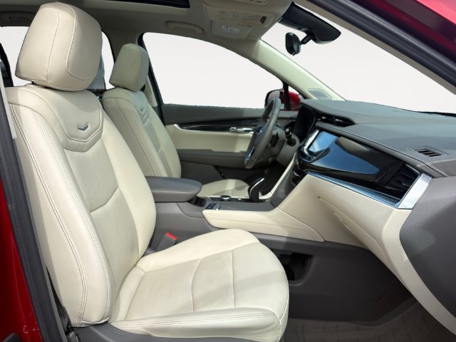 Certified 2023 Cadillac XT6 Premium Luxury w/ Technology Package AWD/4WD image 15