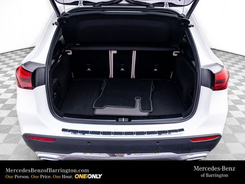 New 2026 Mercedes-Benz GLA 250 4MATIC image 33