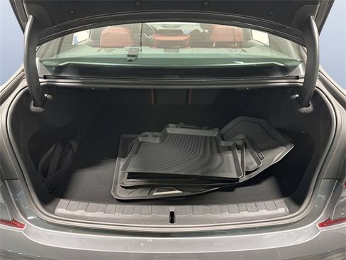 Used 2022 BMW 330e xDrive image 11