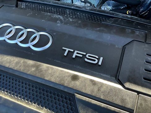 Used 2019 Audi Q3 2.0T Premium Plus image 31