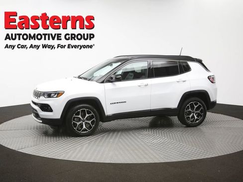 Used 2025 Jeep Compass Limited AWD/4WD image 58