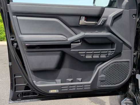 New 2026 Toyota 4Runner Limited AWD/4WD image 10