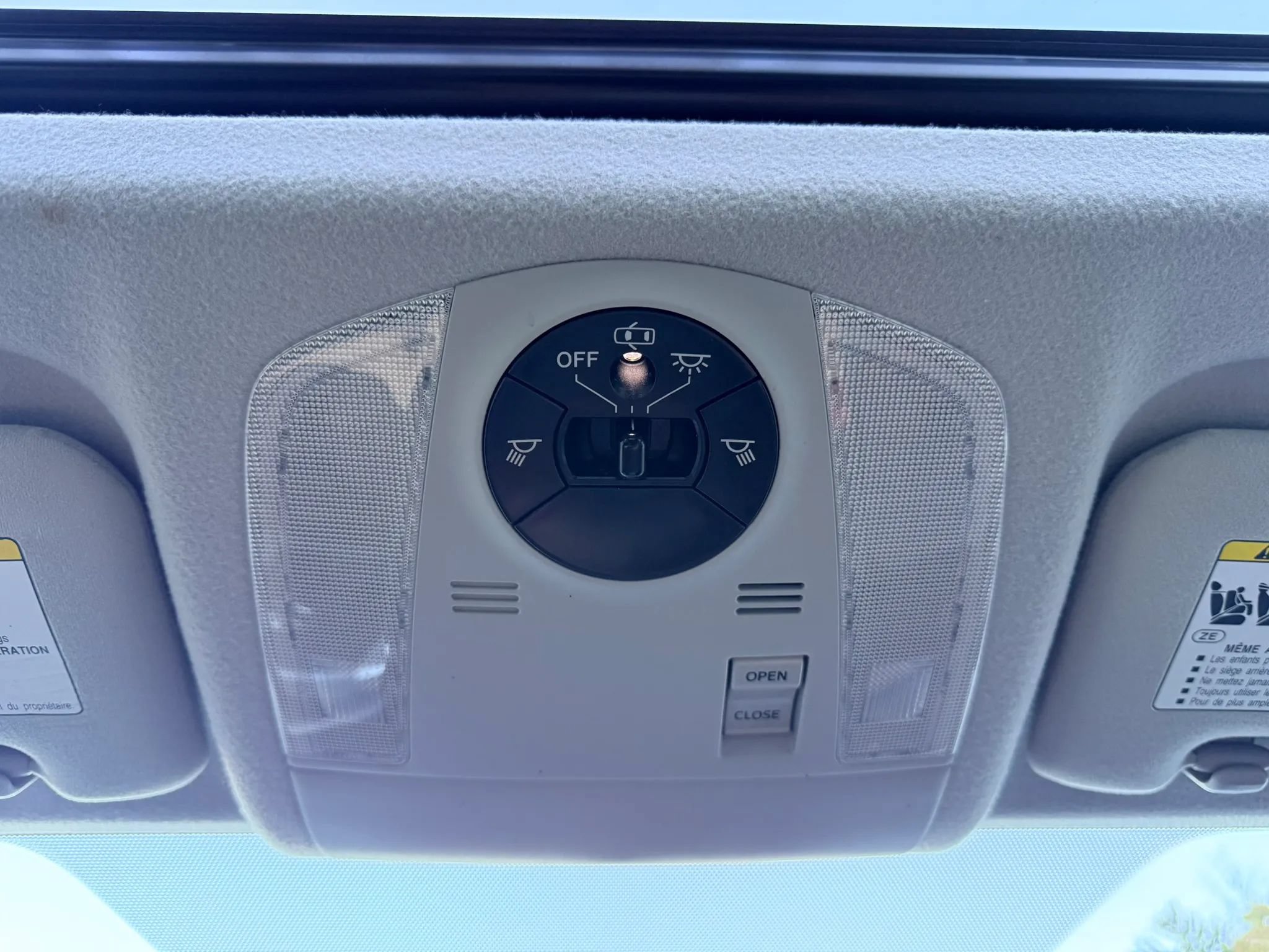 Used 2014 Toyota Prius Three w/ Solar Roof Package FWD image 22