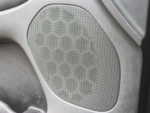 Used 2019 Jeep Grand Cherokee Laredo w/ Laredo X Package image 46