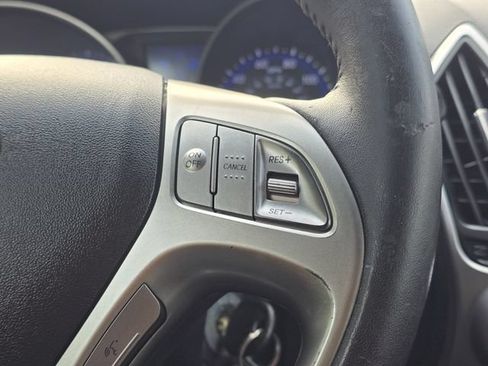 Used 2012 Hyundai Tucson GLS FWD image 27