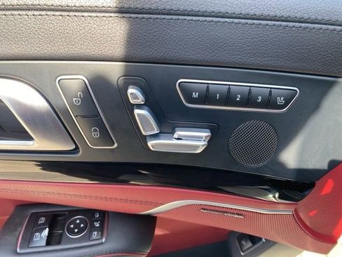 Used 2019 Mercedes-Benz SL 550 image 23