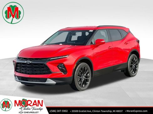 Used 2024 Chevrolet Blazer LT w/ LPO, Black Grille Bar Package image 1