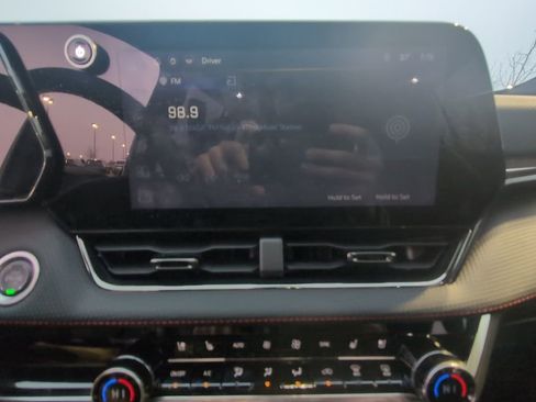 Used 2025 Chevrolet Equinox RS w/ Safety and Technology Package image 23