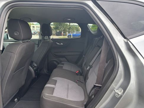 Used 2025 Chevrolet Blazer LT FWD image 28