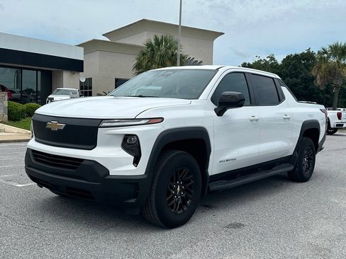 Used 2024 Chevrolet Silverado EV W/T AWD/4WD image 1