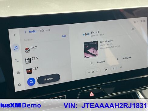 Certified 2024 Toyota Venza XLE image 36