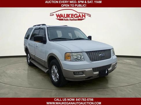 Used 2005 Ford Expedition Eddie Bauer RWD image 3