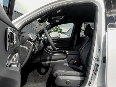 New 2026 Mercedes-Benz GLC 300 4MATIC image 11