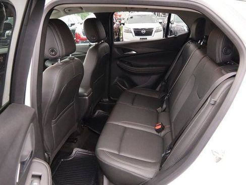 Used 2024 Buick Encore GX Sport Touring FWD image 9