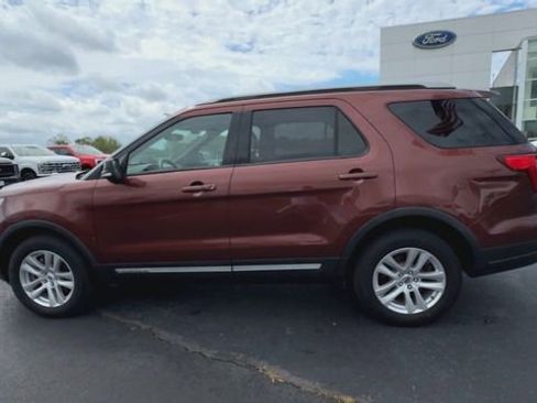 Certified 2018 Ford Explorer XLT w/ Equipment Group 202A AWD/4WD image 5