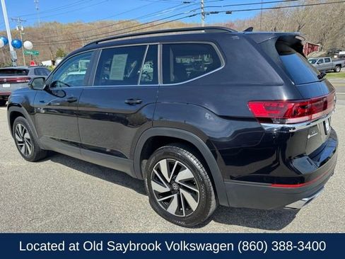 Used 2025 Volkswagen Atlas SE AWD/4WD image 7