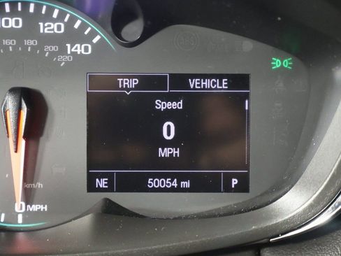 Used 2020 Chevrolet Trax LT w/ Driver Confidence Package FWD image 33
