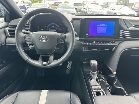 Certified 2025 Toyota Camry SE w/ Convenience Package AWD/4WD image 15
