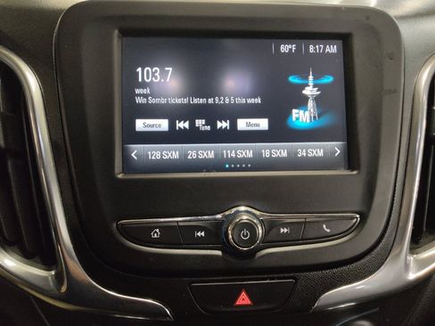 Used 2018 Chevrolet Equinox LT FWD image 25