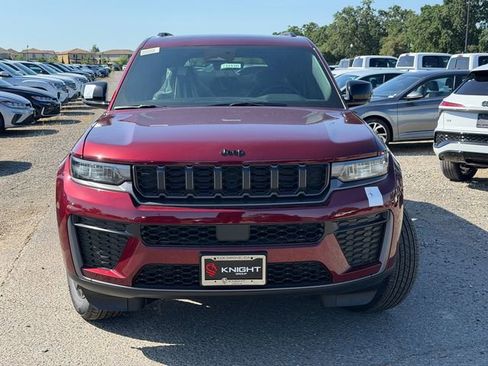 New 2026 Jeep Grand Cherokee L 4WD image 3
