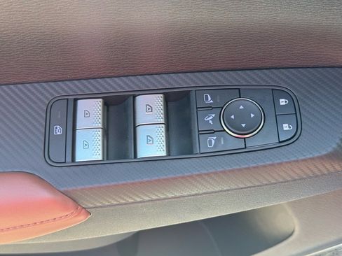 New 2025 Mitsubishi Outlander SEL image 24