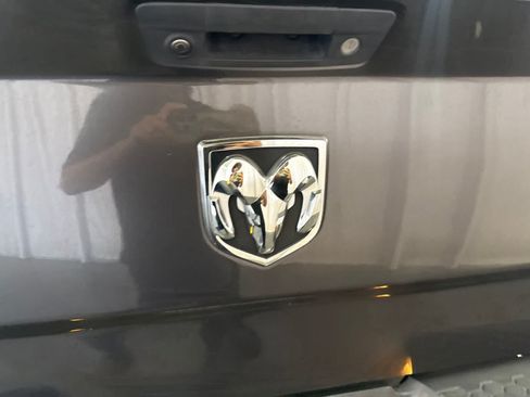Used 2018 RAM 1500 Express RWD image 14