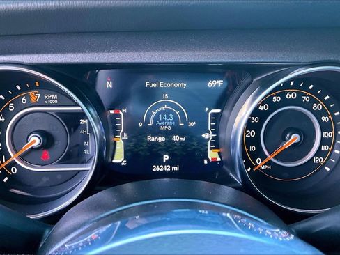 Used 2023 Jeep Gladiator Mojave w/ LED Lighting Group AWD/4WD image 26
