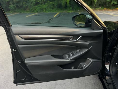 Used 2019 Honda Accord Sport image 10