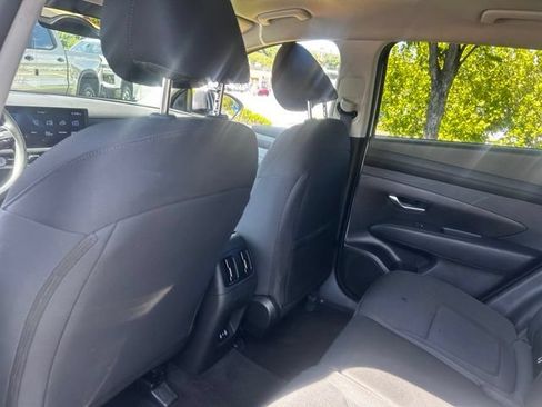 Used 2025 Hyundai Tucson SEL FWD image 12