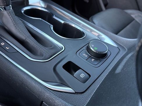 Used 2020 Chevrolet Traverse RS image 26