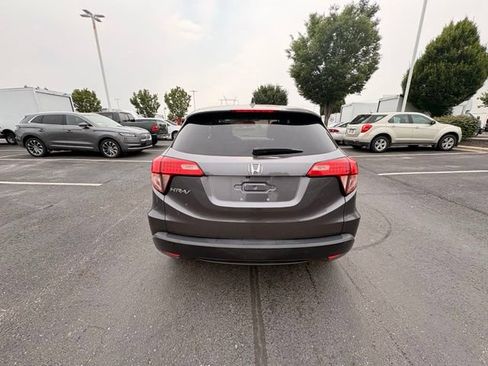 Used 2017 Honda HR-V EX image 7