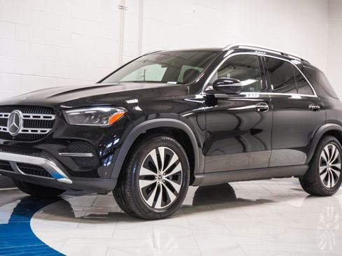 Used 2025 Mercedes-Benz GLE 350 4MATIC image 4