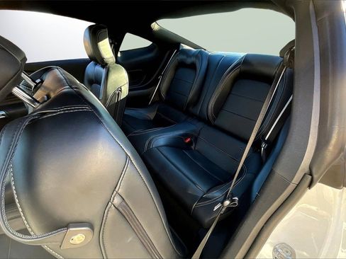 Used 2024 Ford Mustang GT Premium image 19