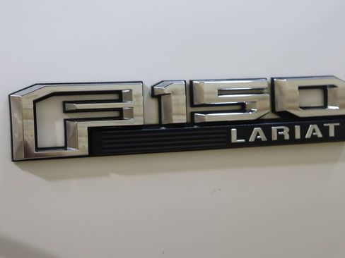 Used 2020 Ford F150 Lariat w/ Equipment Group 502A Luxury image 19