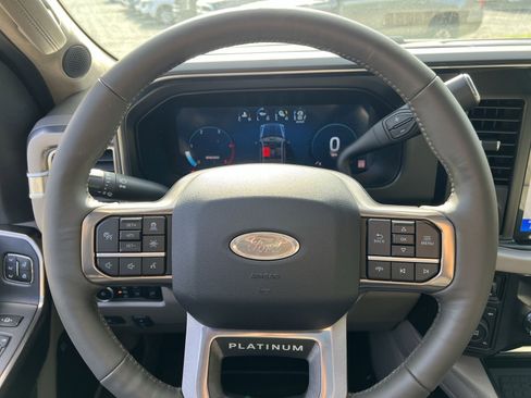 New 2026 Ford F450 Platinum image 16