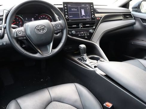 Used 2024 Toyota Camry XSE FWD image 5