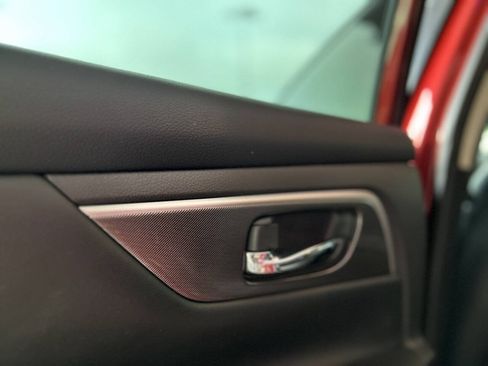 Used 2015 Nissan Altima 3.5 SL FWD image 41