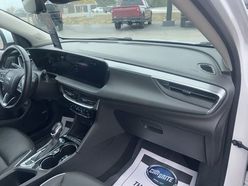 Used 2024 Buick Encore GX Avenir w/ Avenir Technology Package image 35