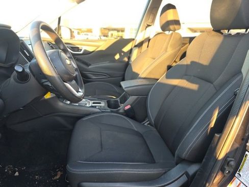 Used 2019 Subaru Forester image 9