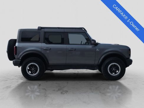 Used 2023 Ford Bronco Outer Banks w/ Sasquatch Package image 9